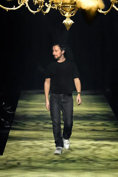 Look 51